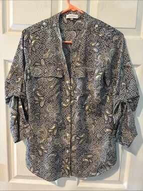 Calvin Klein Size XS Women's Black Paisley Button-Front Blouse